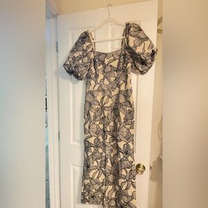 EUC Lilly Pulitzer Linora Wicker Tan with Floral Puff Sleeve Dress. Size 6